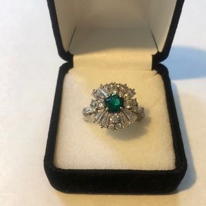 Bomb Party, new with tags, starburst ring 💍